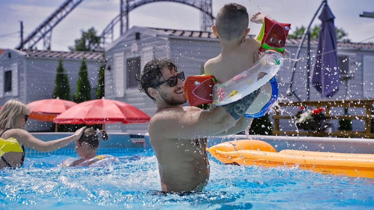 Holiday Park Zator Esterno foto
